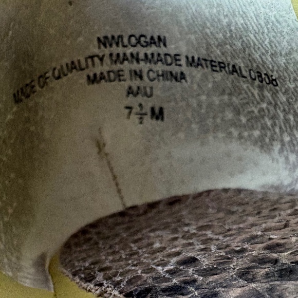 Nine West Logan snakeskin flats 7.5 - Picture 15 of 15